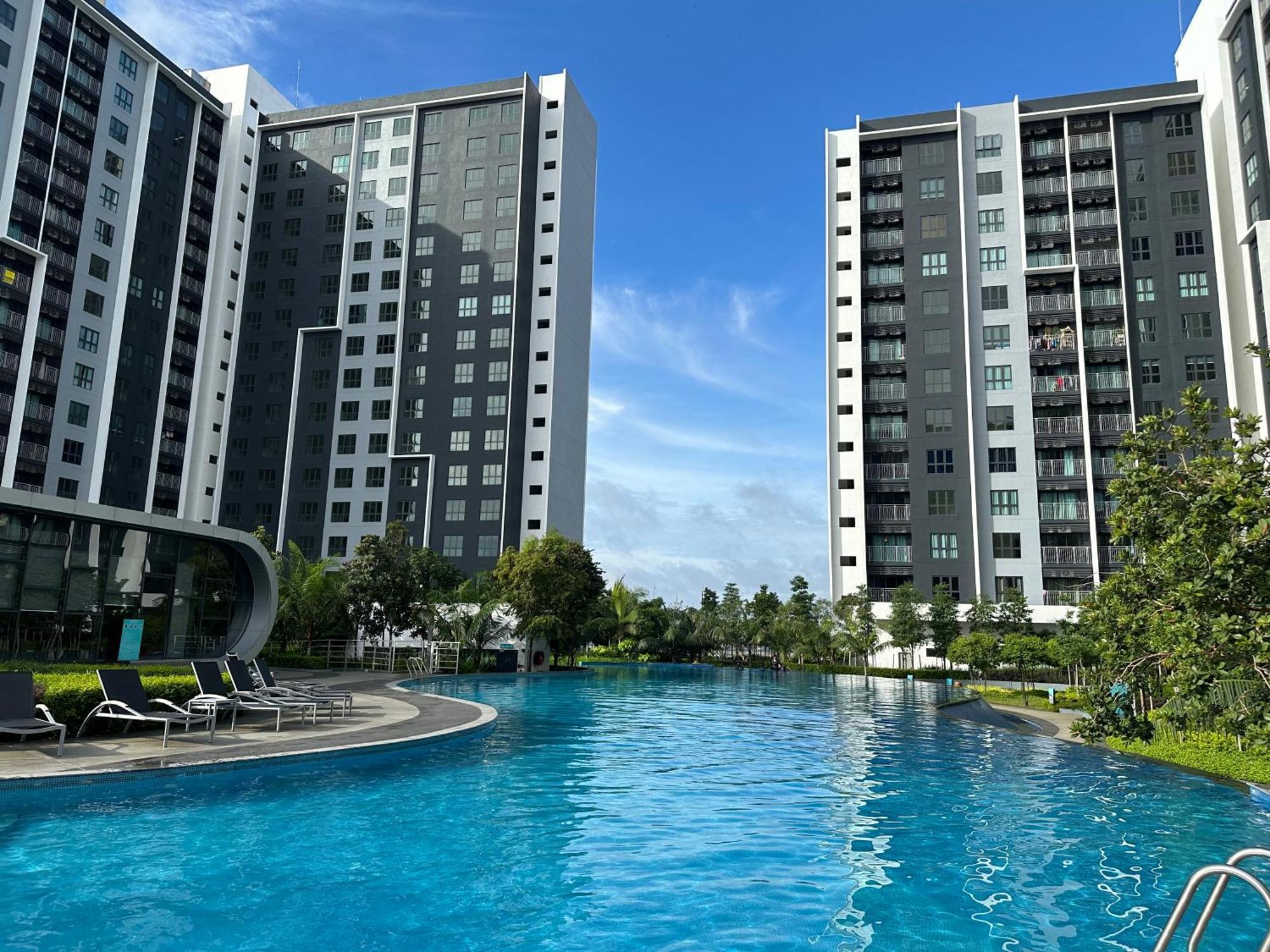 Maya Bay Splash Mania Pool View Cozy Klia