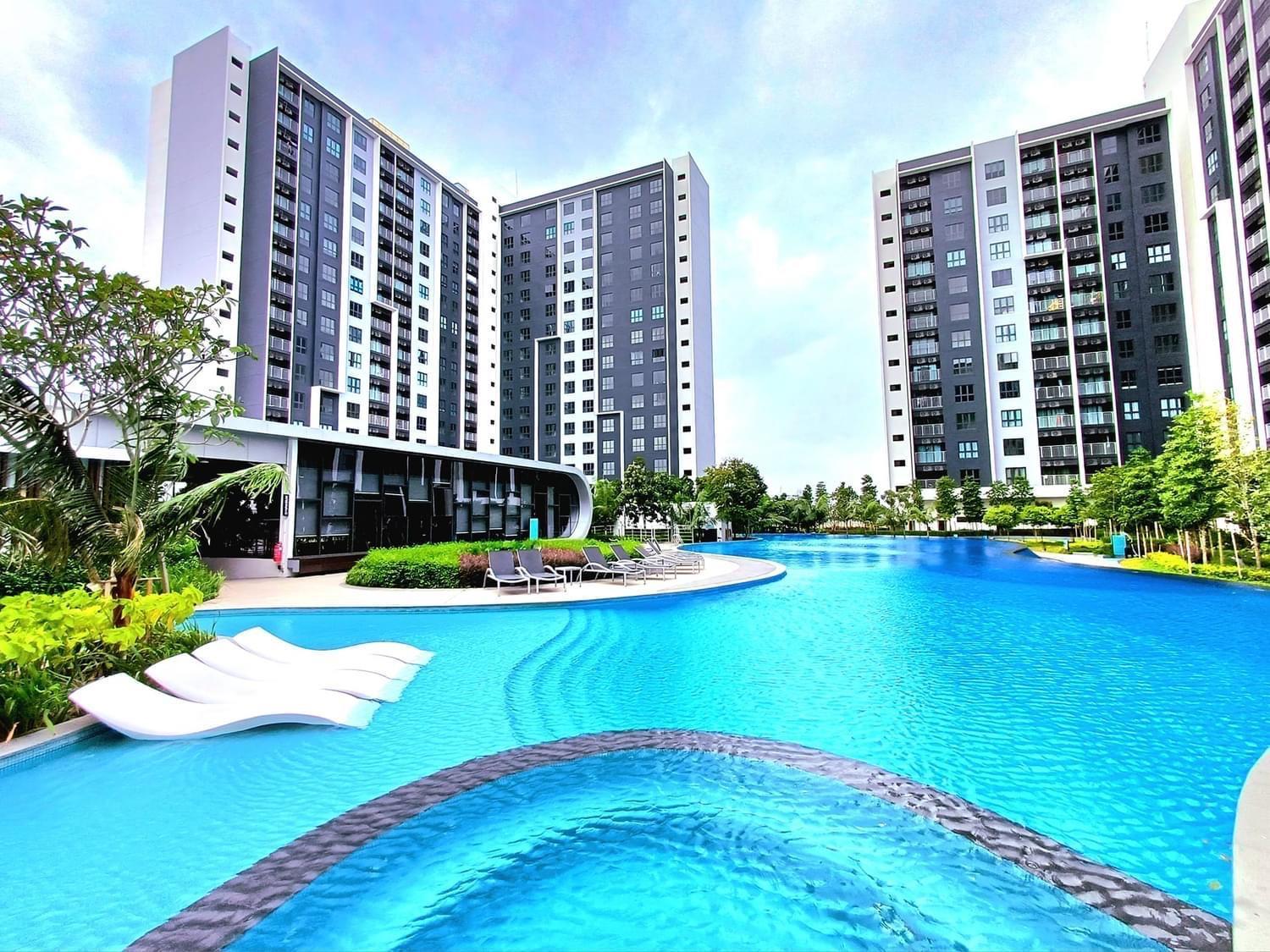 Maya Bay Splash Mania Pool View Cozy Klia