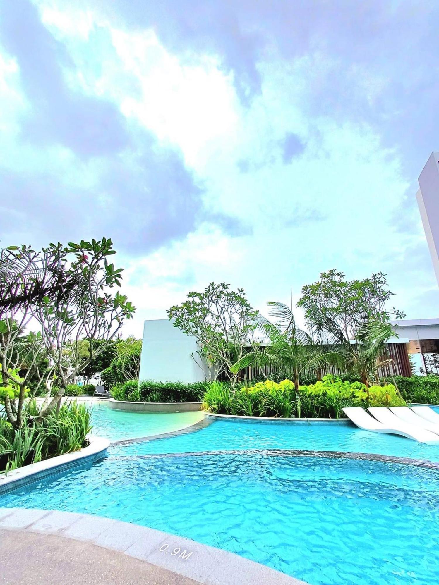 Maya Bay Splash Mania Pool View Cozy Klia